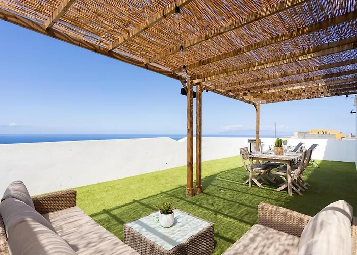 Acogedor Con Vistas Al Mar En Appartamento *
