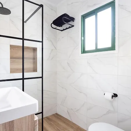 Acogedor Con Vistas Al Mar En Appartement *