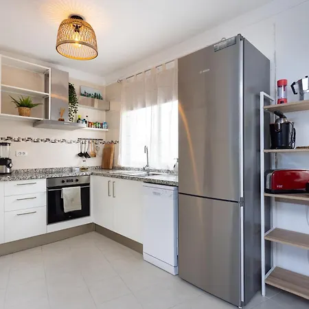 Acogedor Con Vistas Al Mar En Appartement *